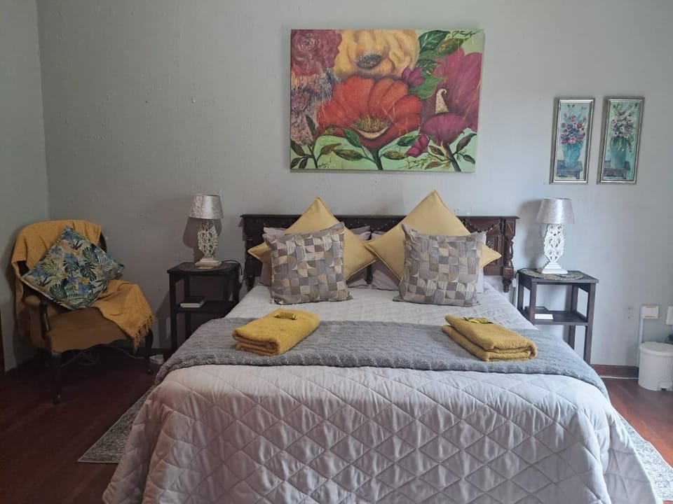 Property building, Restaurant/places to eat, Swimming pool, Breakfast
