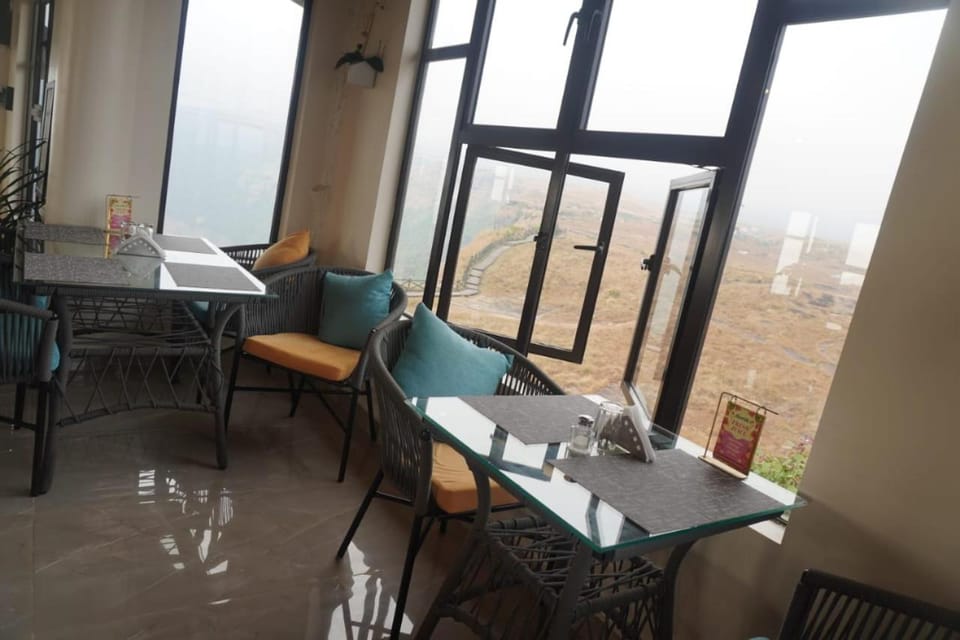 Cozyo Stays Premium luxury Suites Cherrapunji Vacation rental in India