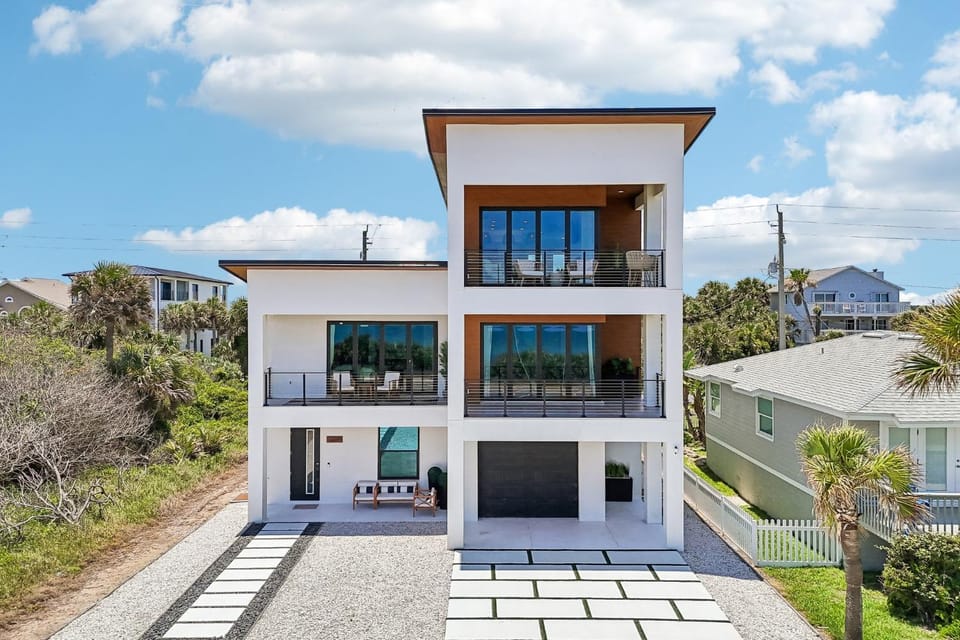 Property building, Balcony/Terrace