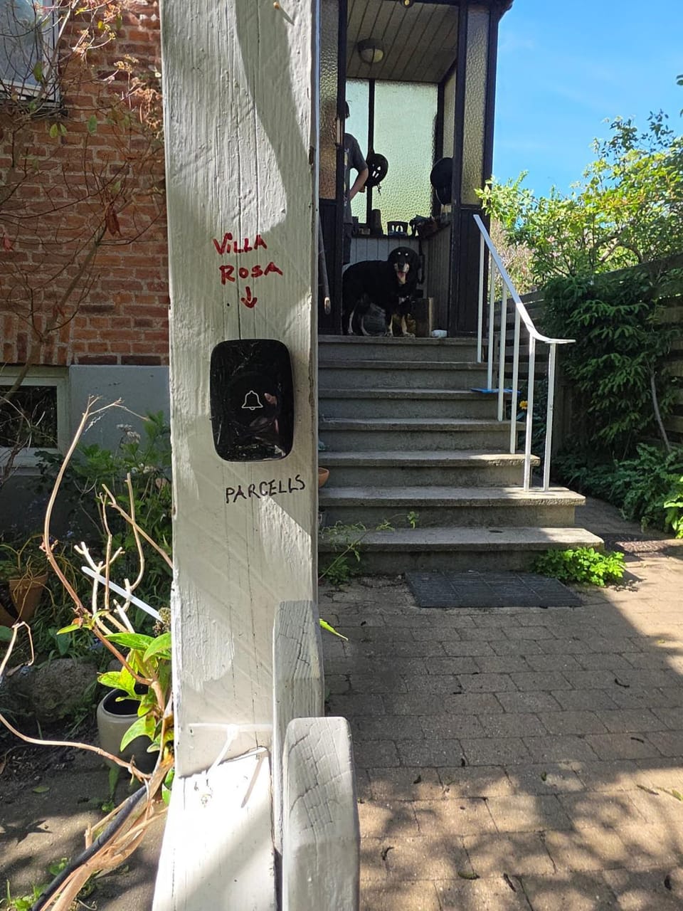 Facade/entrance