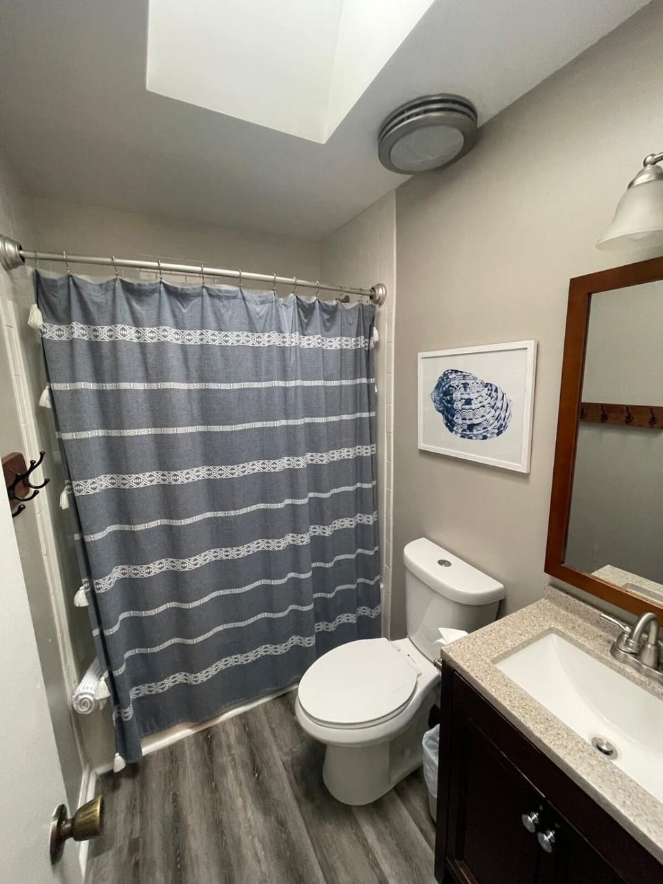Ocean Blvd Beach Makin Waves Home,sleeps 8,pets OK,free park House in North Myrtle Beach