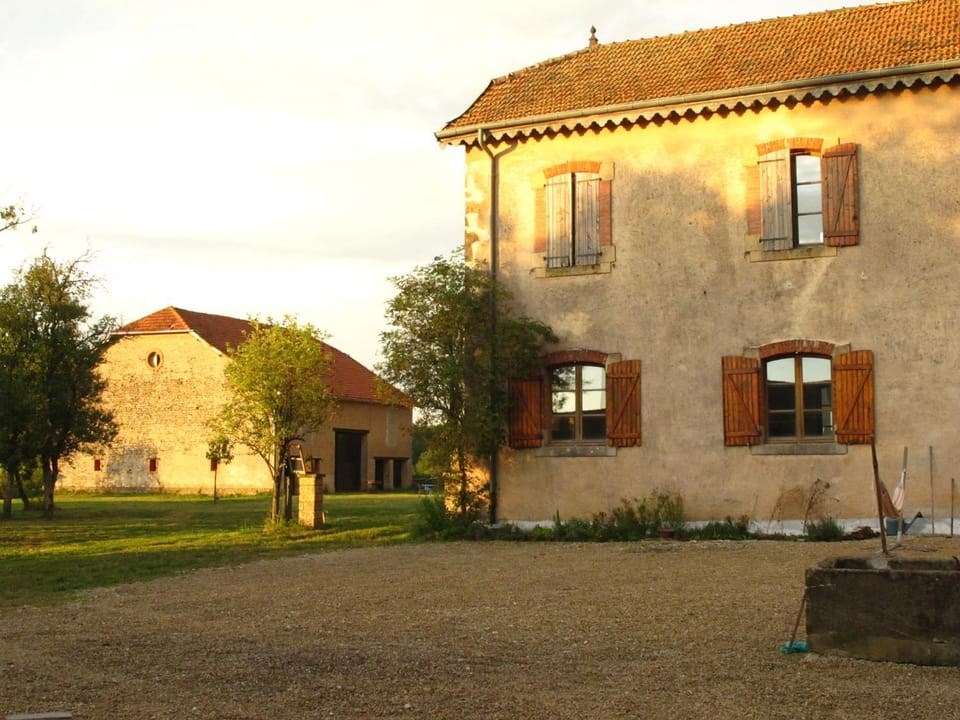 Château de Gressoux Villa in Bourgogne-Franche-Comté