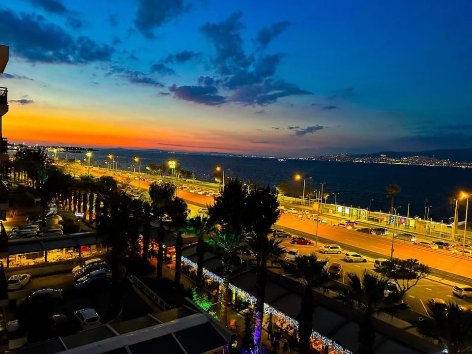 Perfect Sea View with Special Parking Apartment in Izmir