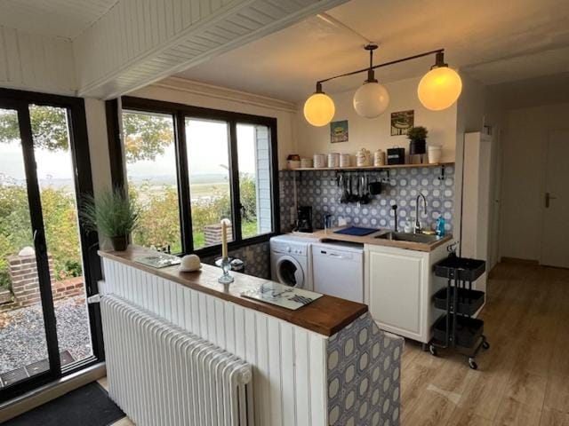 View (from property/room), Kitchen or kitchenette, dishwasher, washing machine