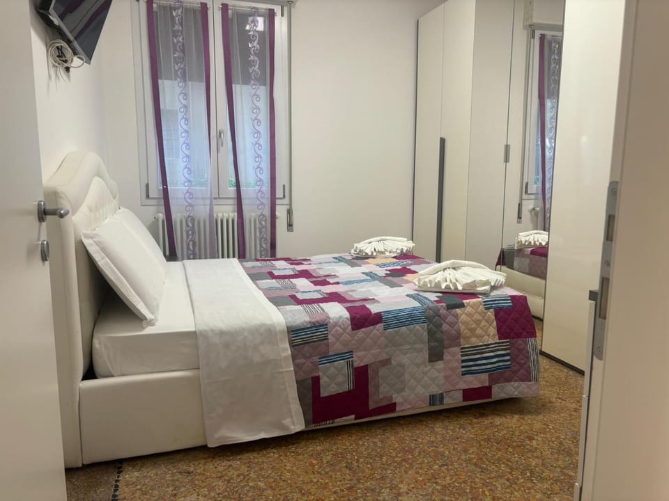 Venice Station Guest House Apartment in Venice