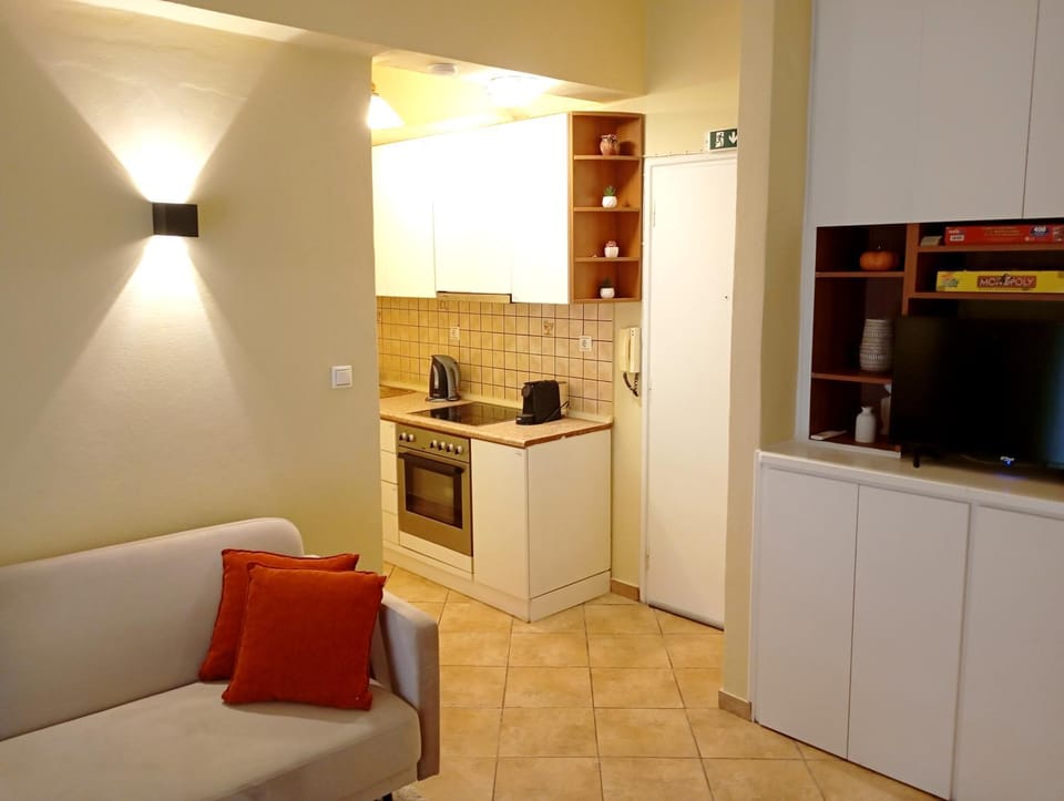 TV and multimedia, Living room, Seating area