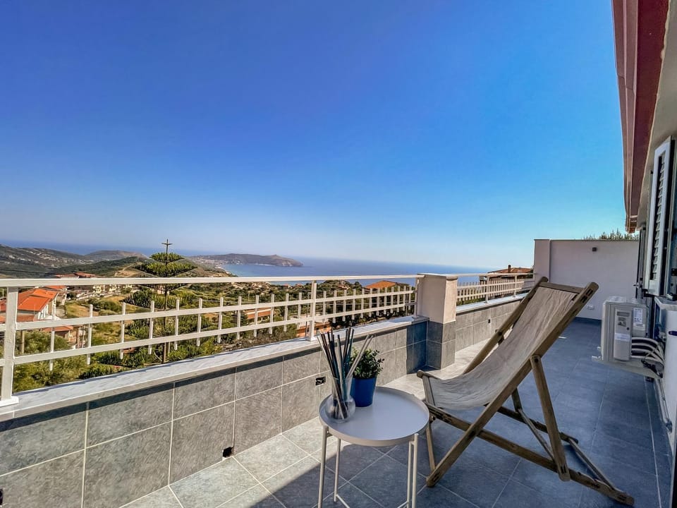 Property building, Sea view