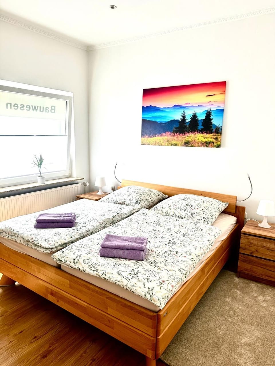 Bed, Photo of the whole room, Bedroom, towels