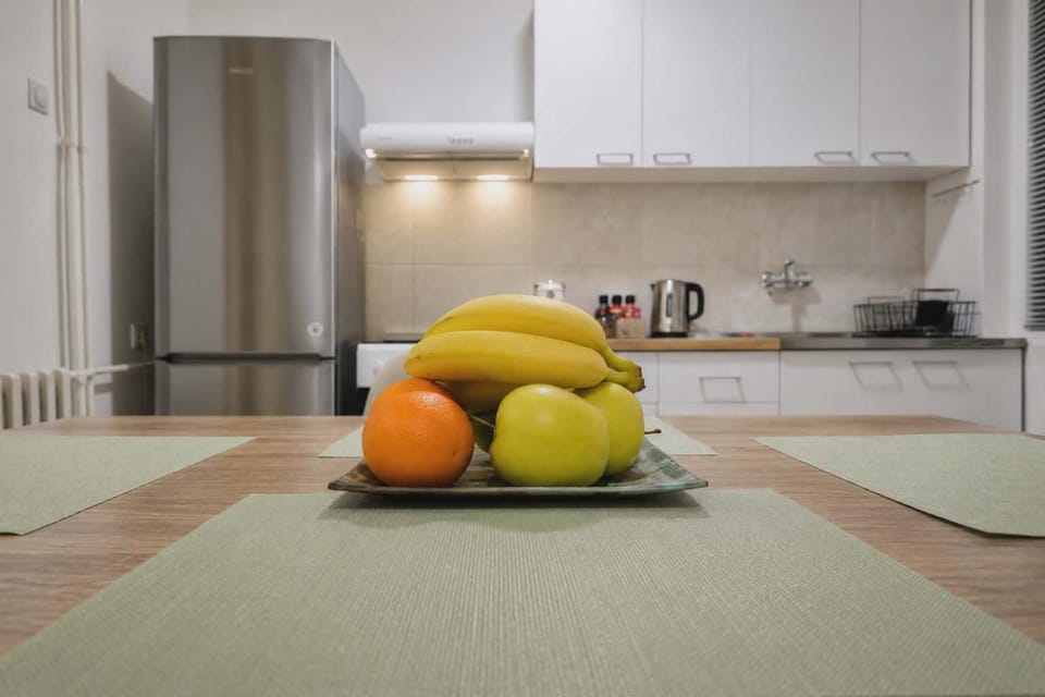 Kitchen or kitchenette, Food and drinks, Food