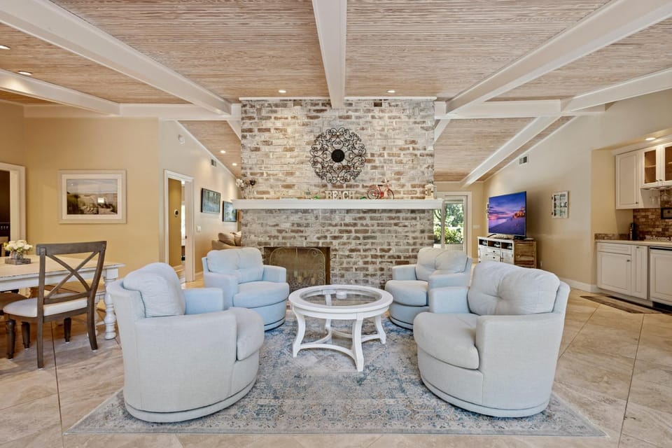 10 Woodbine Place House in Hilton Head Island