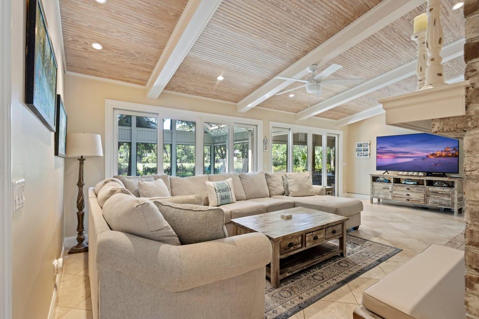 10 Woodbine Place House in Hilton Head Island