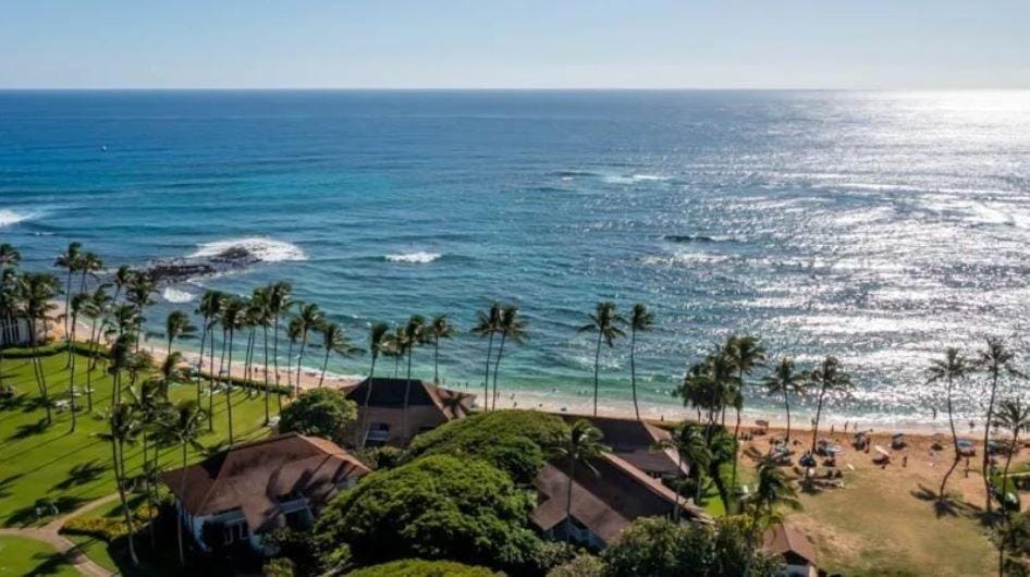 AC Ocean Views- Steps to beach Apartment in Poipu