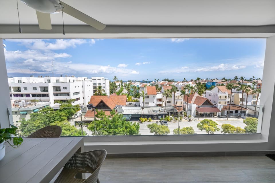 Day, View (from property/room), Balcony/Terrace, City view