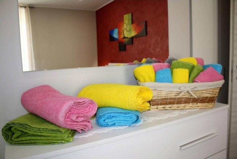 LUXURY GRAFFITI TALES HOUSE Vibò Apartment in Turin