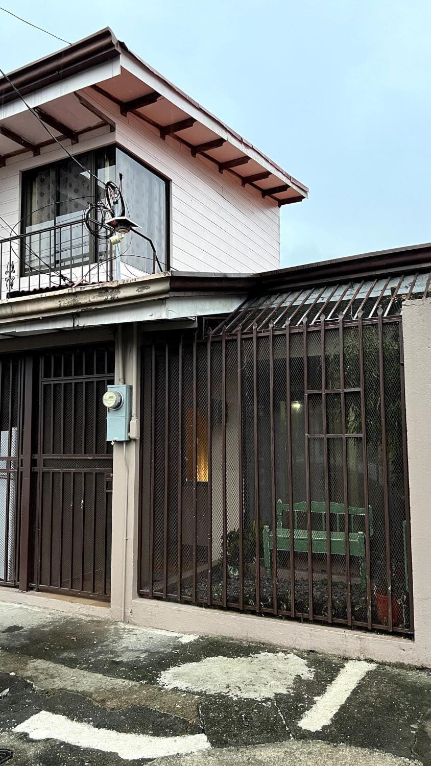 Casita Vintage AC Apartment in Cartago Province, Costa Rica