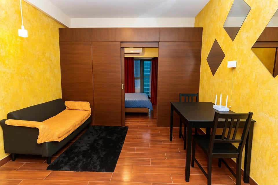 SkyVista Luxe Makati Staycation Pool Gym Netflix 5637 Apartment in Makati