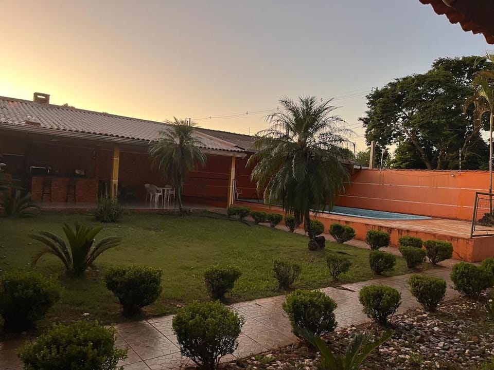 Casa grande com piscina Apartment in Foz do Iguaçu