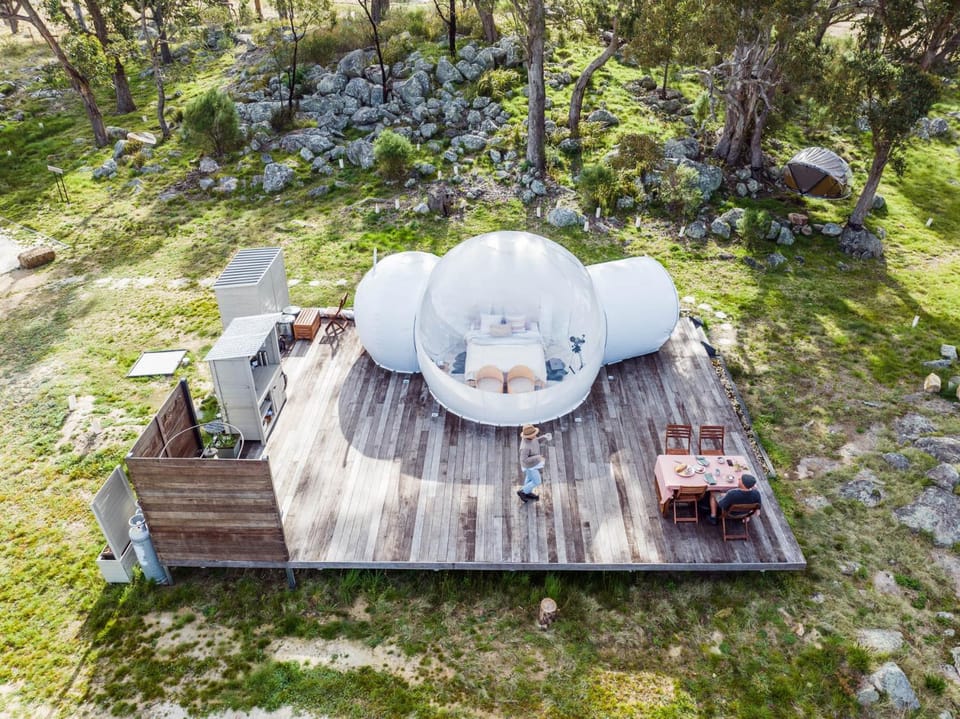 Natural landscape, BBQ facilities, Dining area