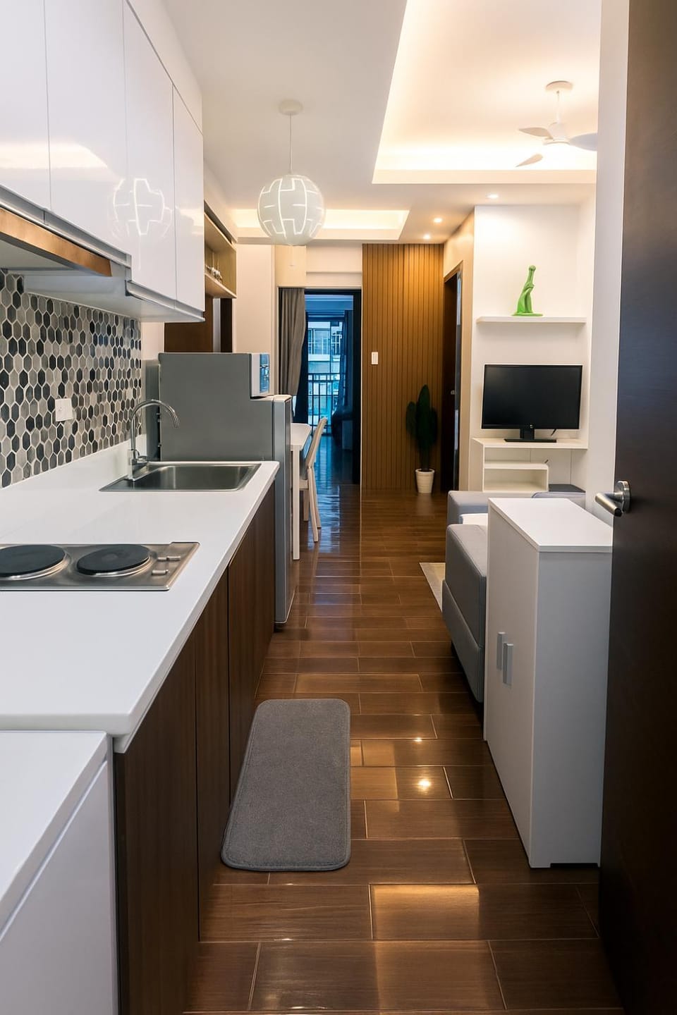 The Comfy Cove Swim Stream in Central Makati 2272 Apartment in Makati