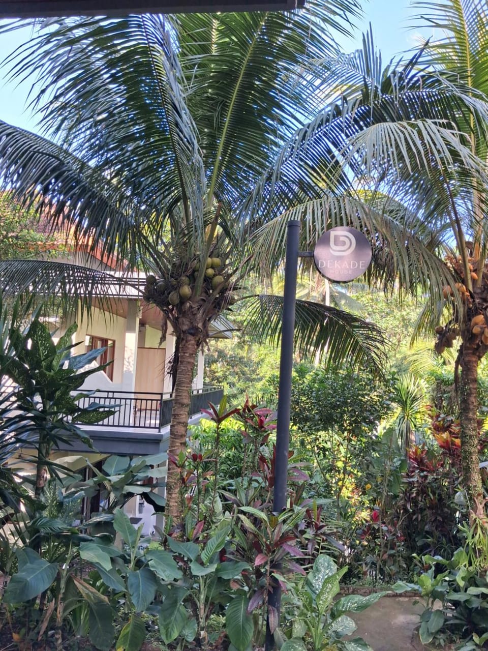 DEKADA House Bed and Breakfast in Tampaksiring