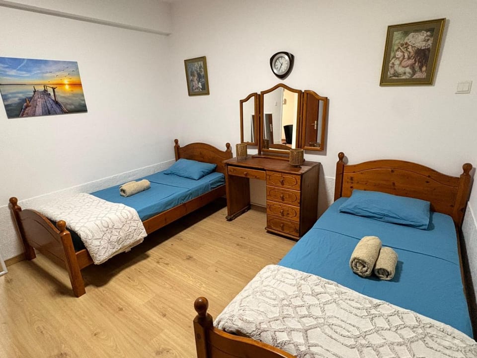 Jane 11 - 2 bedrooms Finikoudes Apartment in Larnaca