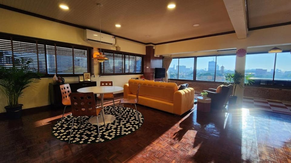 Best River view, Retro vibe studio apartment - Bangkok Old Town Apartment in Bangkok