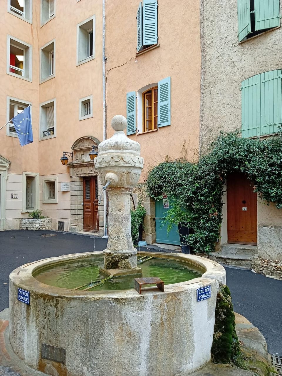 En plein cœur du village , Terrasse avec vue Apartment in French Riviera