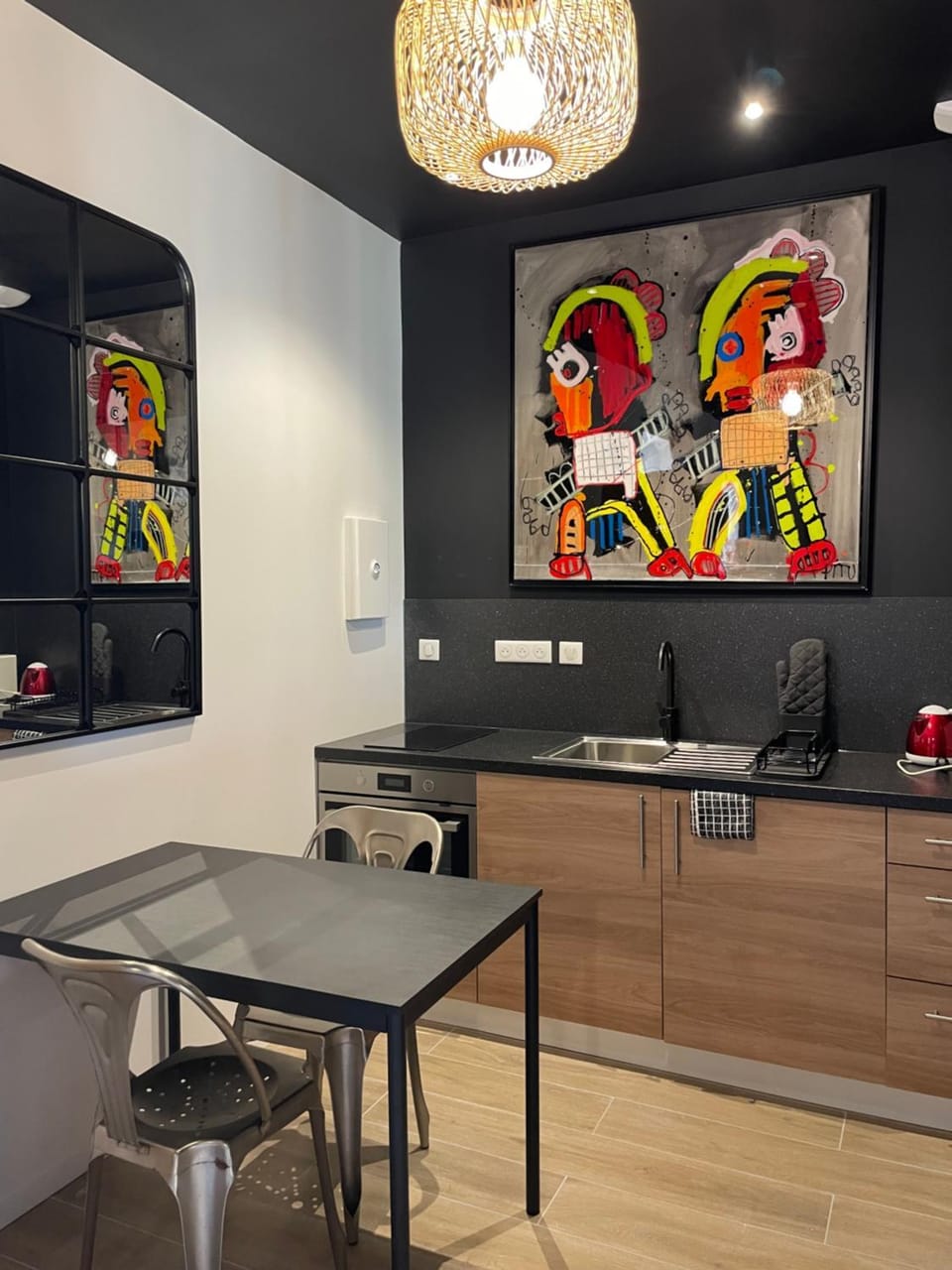 Kitchen or kitchenette