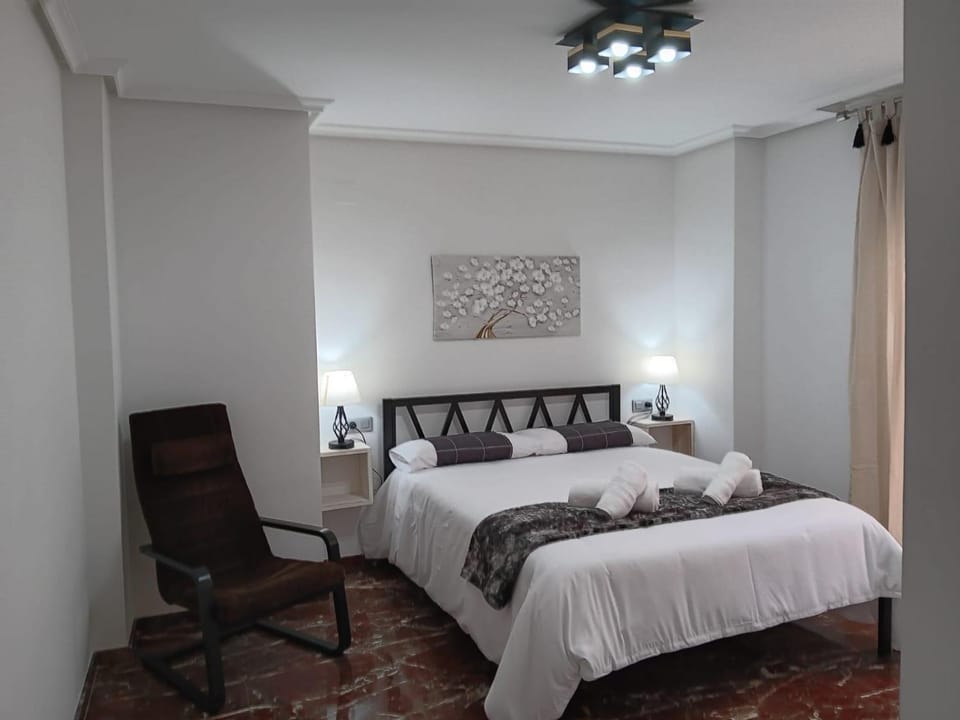 Plaza Ayuntamiento 2 habitaciones B&A Apartment in Castile-La Mancha