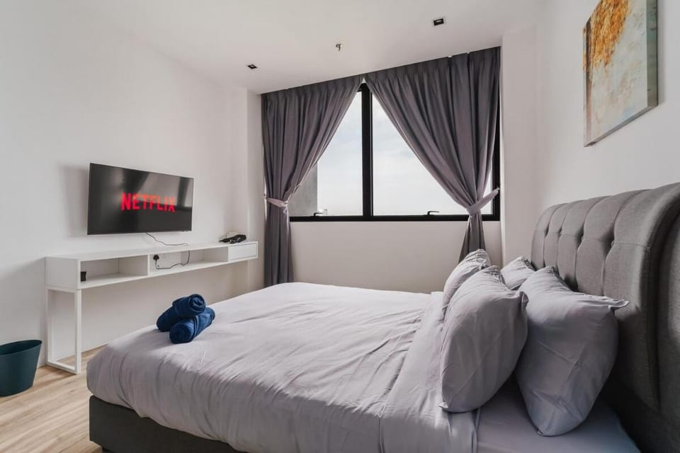 Lumi Tropicana Golf Course View Apartment in Petaling Jaya