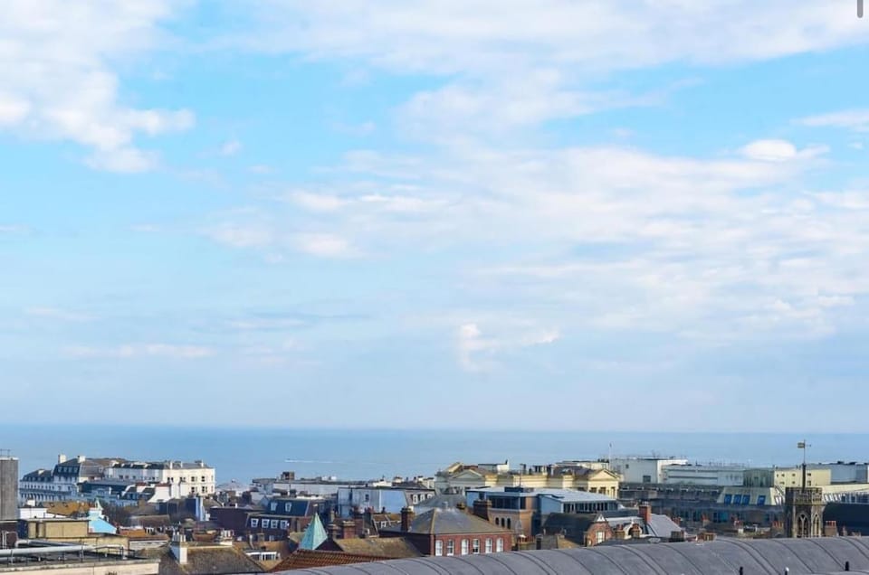 Day, Natural landscape, City view, Sea view