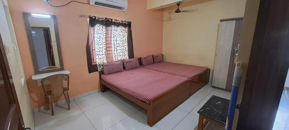 Bedroom, air conditioner