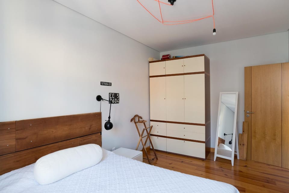 Photo of the whole room, Decorative detail, Bedroom