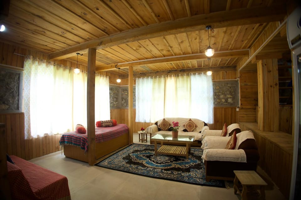 Escape Window Hotel in Himachal Pradesh