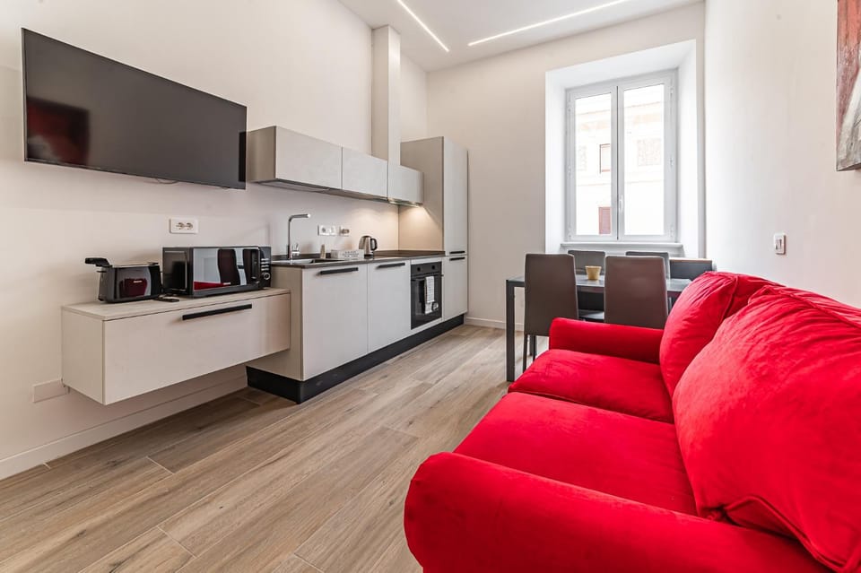 TV and multimedia, Coffee/tea facilities, Kitchen or kitchenette, Living room, Seating area, Dining area, oven, stove