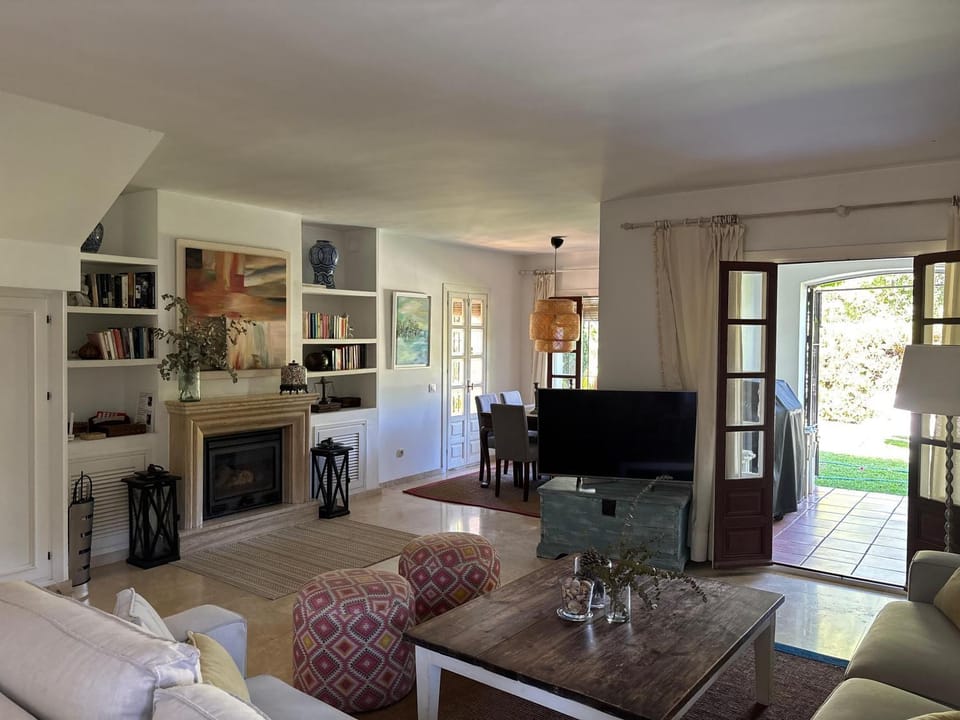 Nice villa with a garden Villa in Costa del Sol
