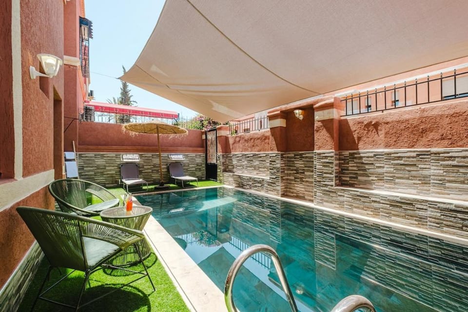 Pool view, Swimming pool, Swimming pool, sunbed