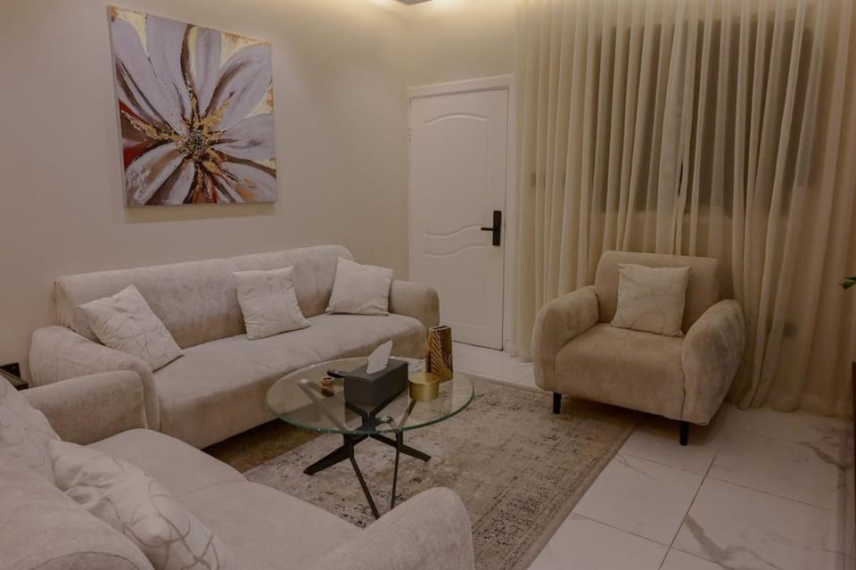 غرفه وصاله بدخول ذاتي Apartment in Riyadh