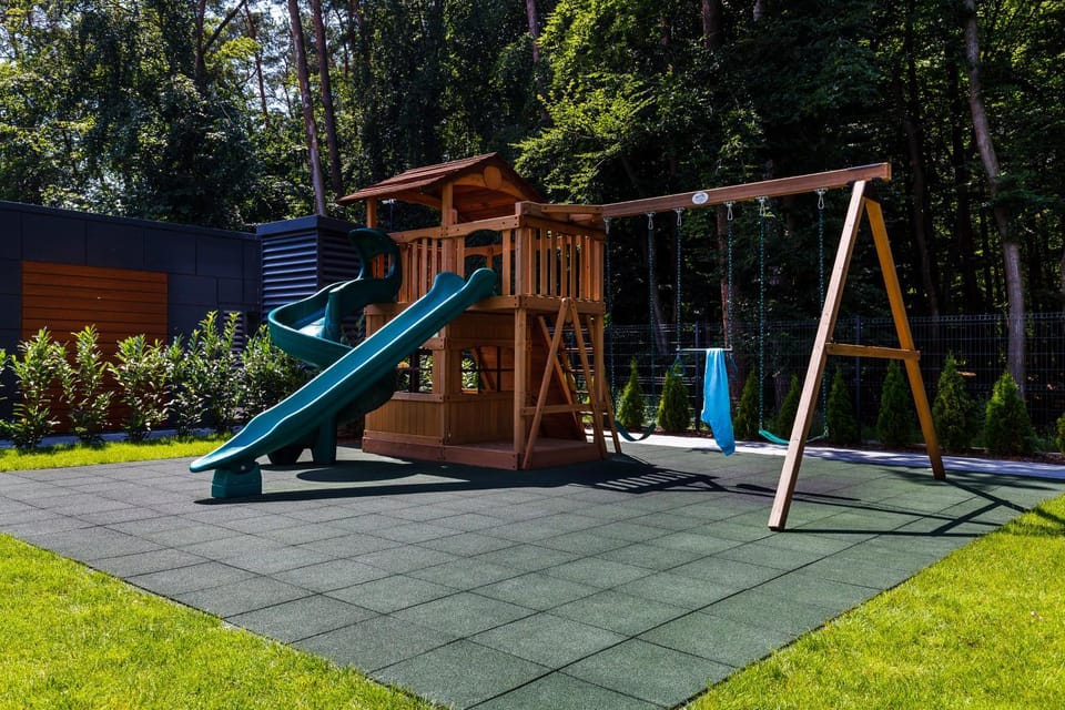 Day, Natural landscape, Children play ground, Garden, Garden view