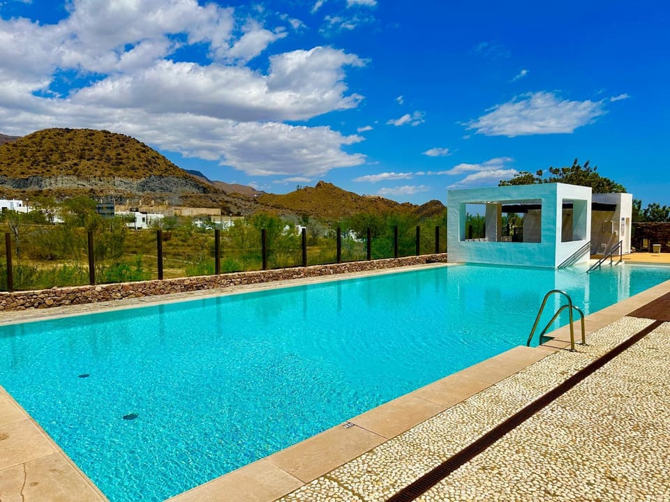 Mountain view, Pool view, Swimming pool