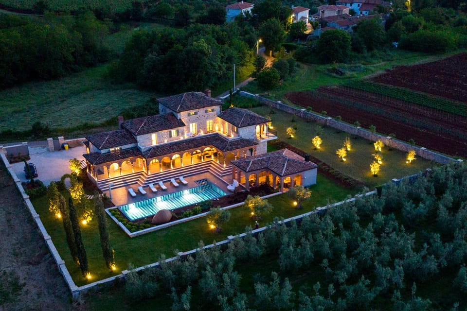 Night, Natural landscape, Bird's eye view, Garden, Garden view, Swimming pool