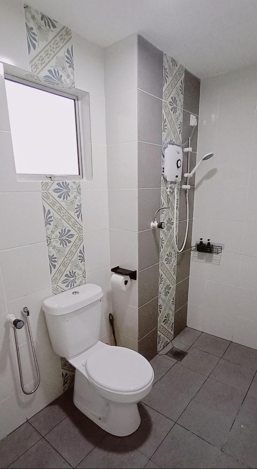 Shower, Toilet, Bathroom, bidet