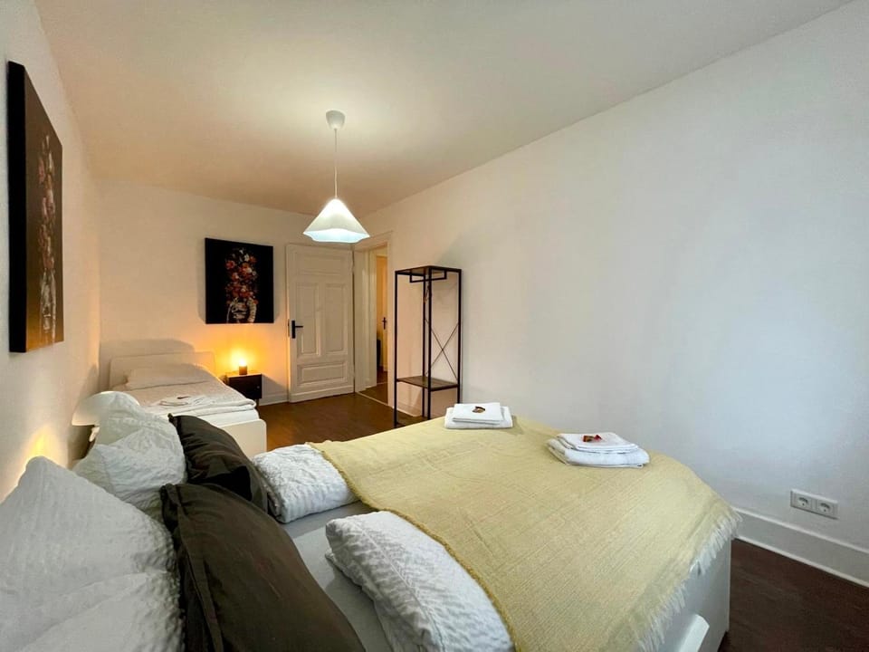 Photo of the whole room, Bedroom