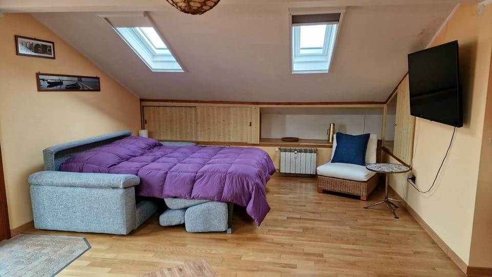 TV and multimedia, Living room, Photo of the whole room, Seating area