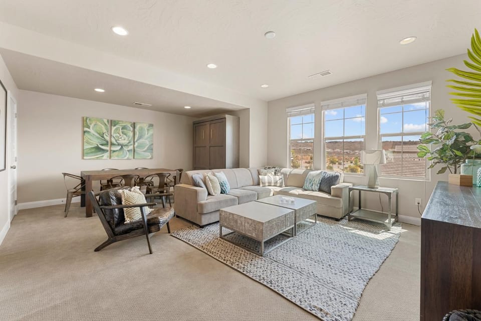 Desert Serenity townhouse House in Washington