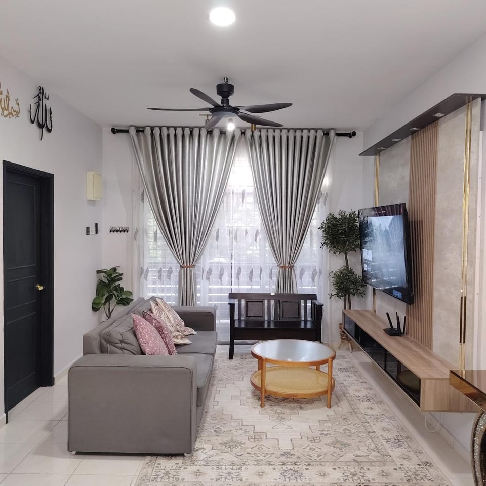 TV and multimedia, Living room, Seating area