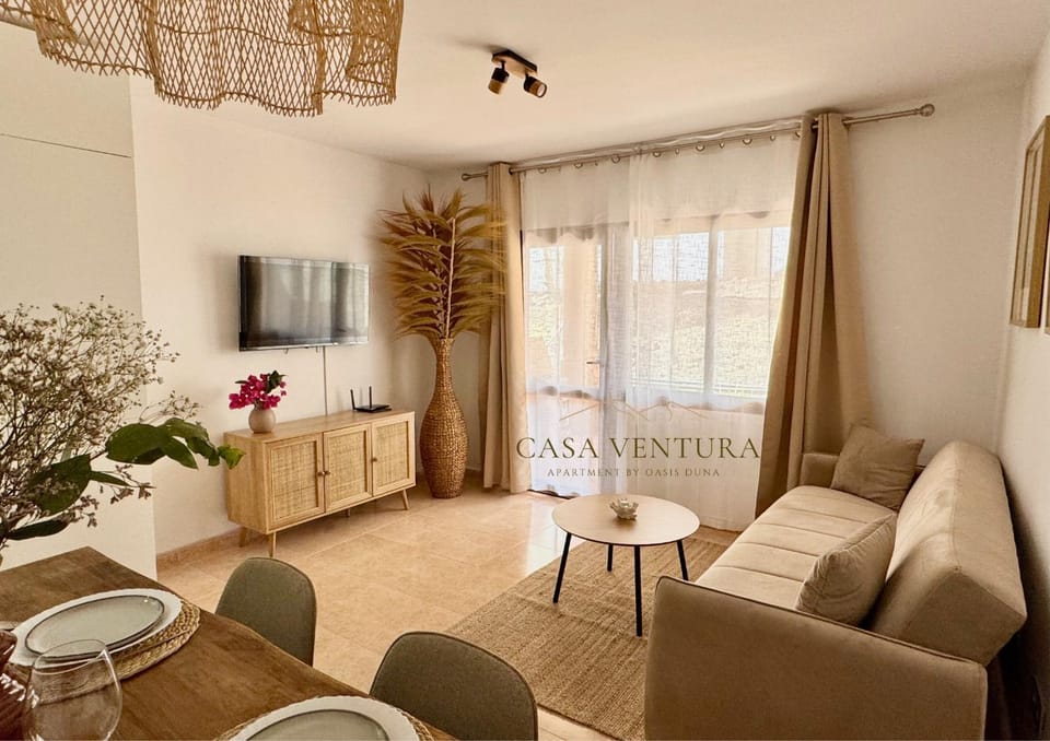 TV and multimedia, Living room, Dining area, internet