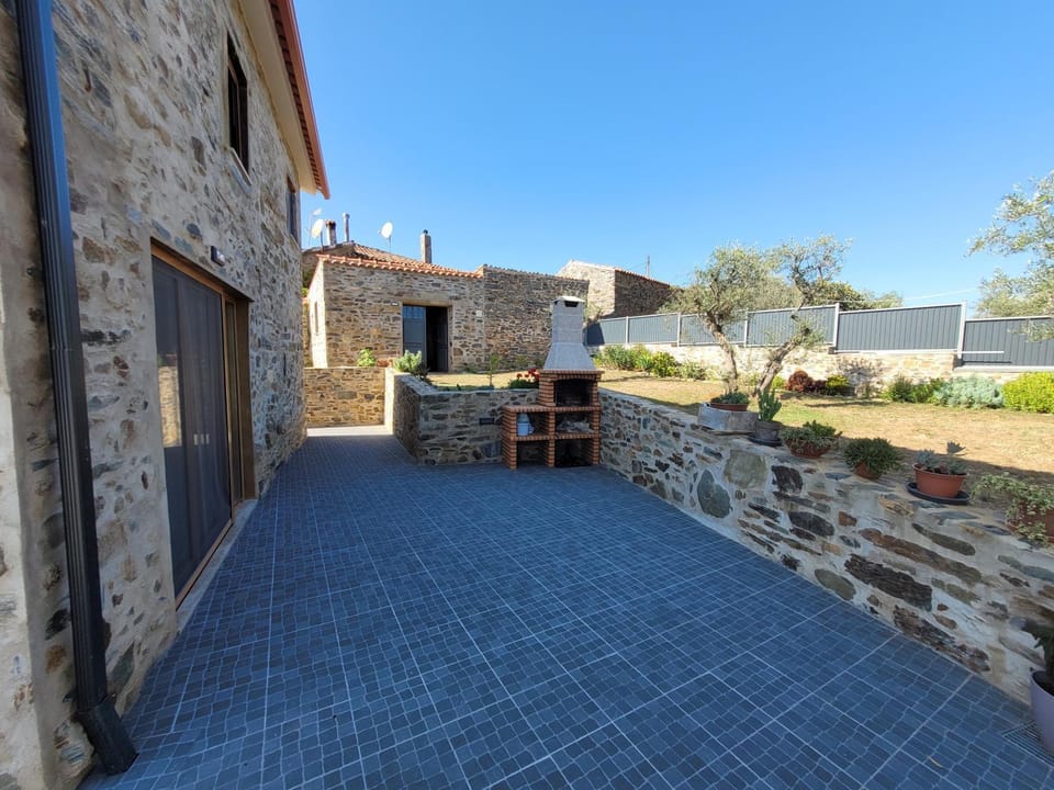 Patio, BBQ facilities, Balcony/Terrace