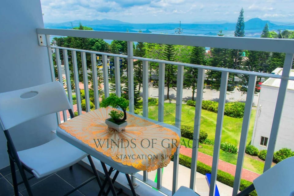 Tagaytay Cozy Staycation at Wind Residences Apartment in Tagaytay