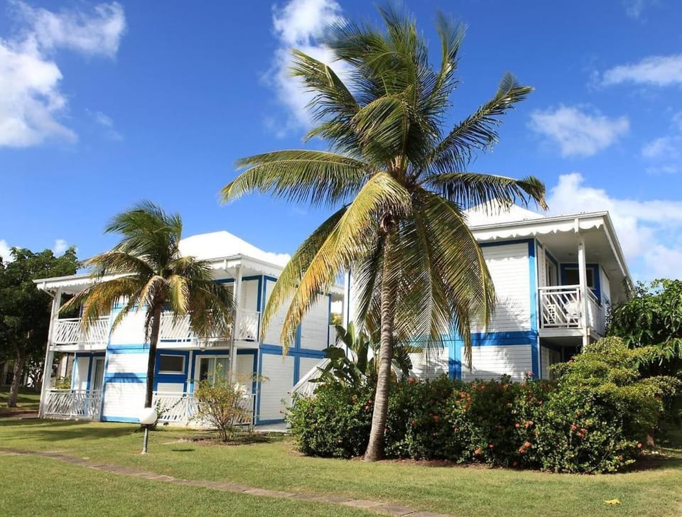 Le kairos Manganao T2 bord de mer avec piscine Apartment in Grande-Terre, Guadeloupe